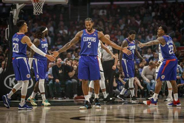 博主：下赛季无缘英博的拉布亚德今日回到基地，将参与训练（博主：无缘下赛季英博的拉布亚德今日归队，将随队训练）