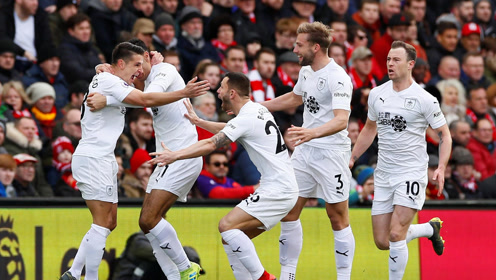 为附加赛做准备，斯基拉：加图索考察亚特兰大和佛罗伦萨球员（附加赛在即，斯基拉称加图索考察亚特兰大、佛罗伦萨球员）