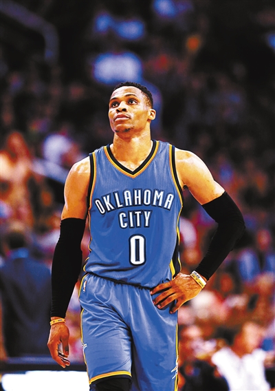 获黄金球拍仅10天，28岁樊振东再迎喜讯，努力多年成父亲最大骄傲（夺得黄金球拍仅十天，28岁樊振东再传喜讯，多年拼搏成父亲最大的骄傲）