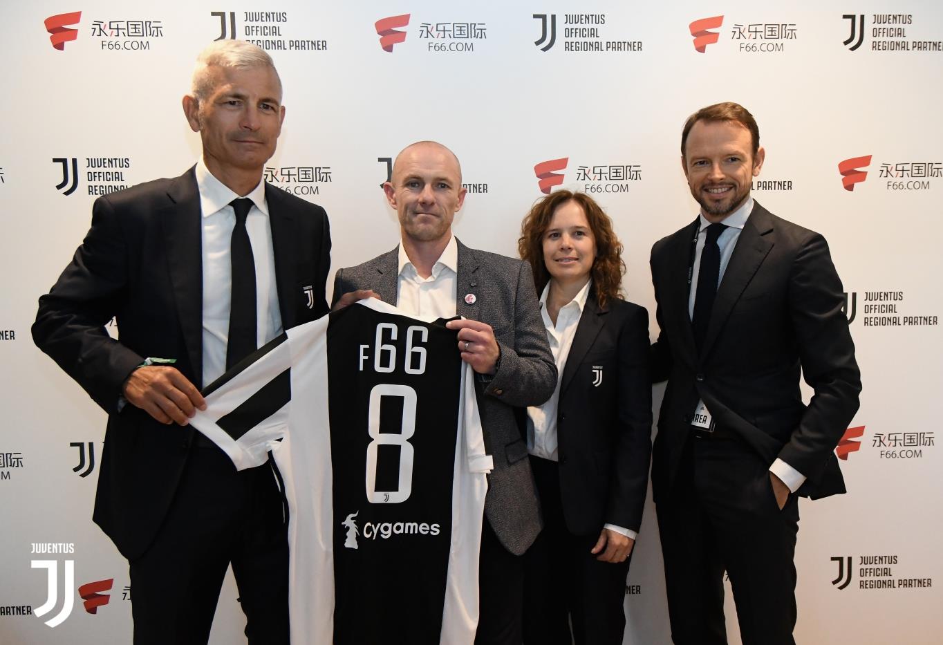 詹姆斯正负值-33刷新湖人生涯新低，生涯仅两次比这更低（詹姆斯湖人生涯正负值-33创最低纪录，职业生涯仅两战更低）