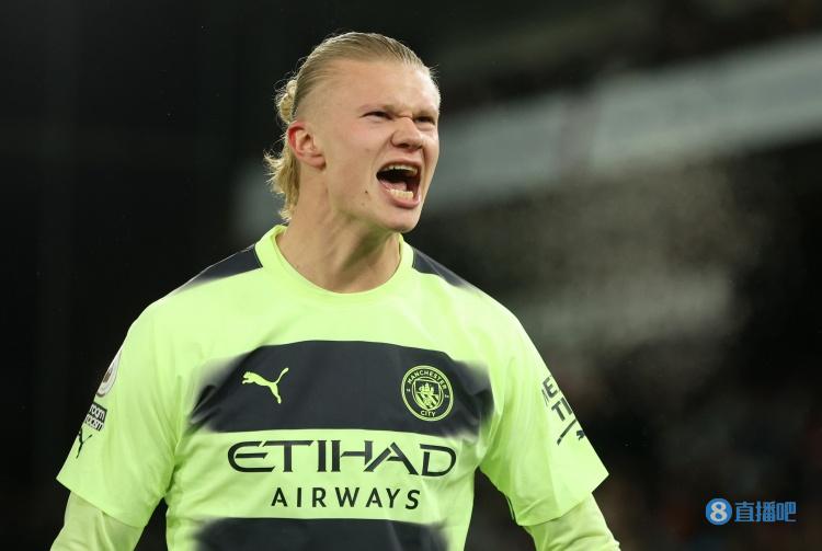 状态不佳！兰德尔半场13中4&外线4中0，0篮板扎眼（手感低迷！兰德尔半场13投4中、外线4投全失，0篮板刺眼）