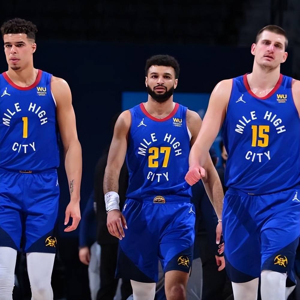 迪文：防守要更稳健也要敢于冒险尝试抢断 努力在两者之间找平衡（迪文：在稳健防守与冒险抢断之间寻求平衡）