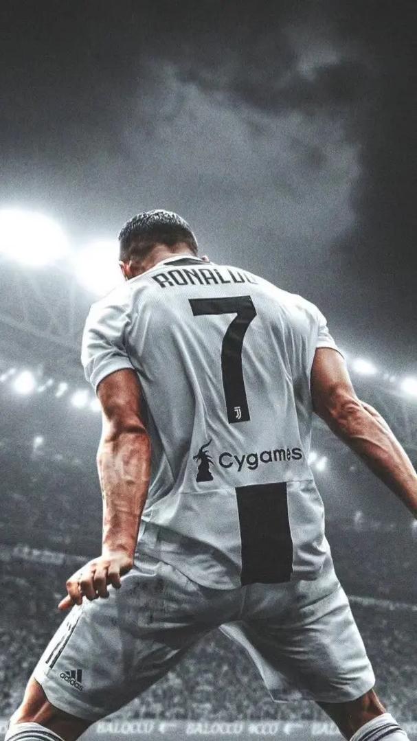 官方：皇马女足20岁前锋卡拉-卡马乔加盟布莱顿女足（官方：布莱顿女足签下皇马女足20岁前锋卡拉-卡马乔）