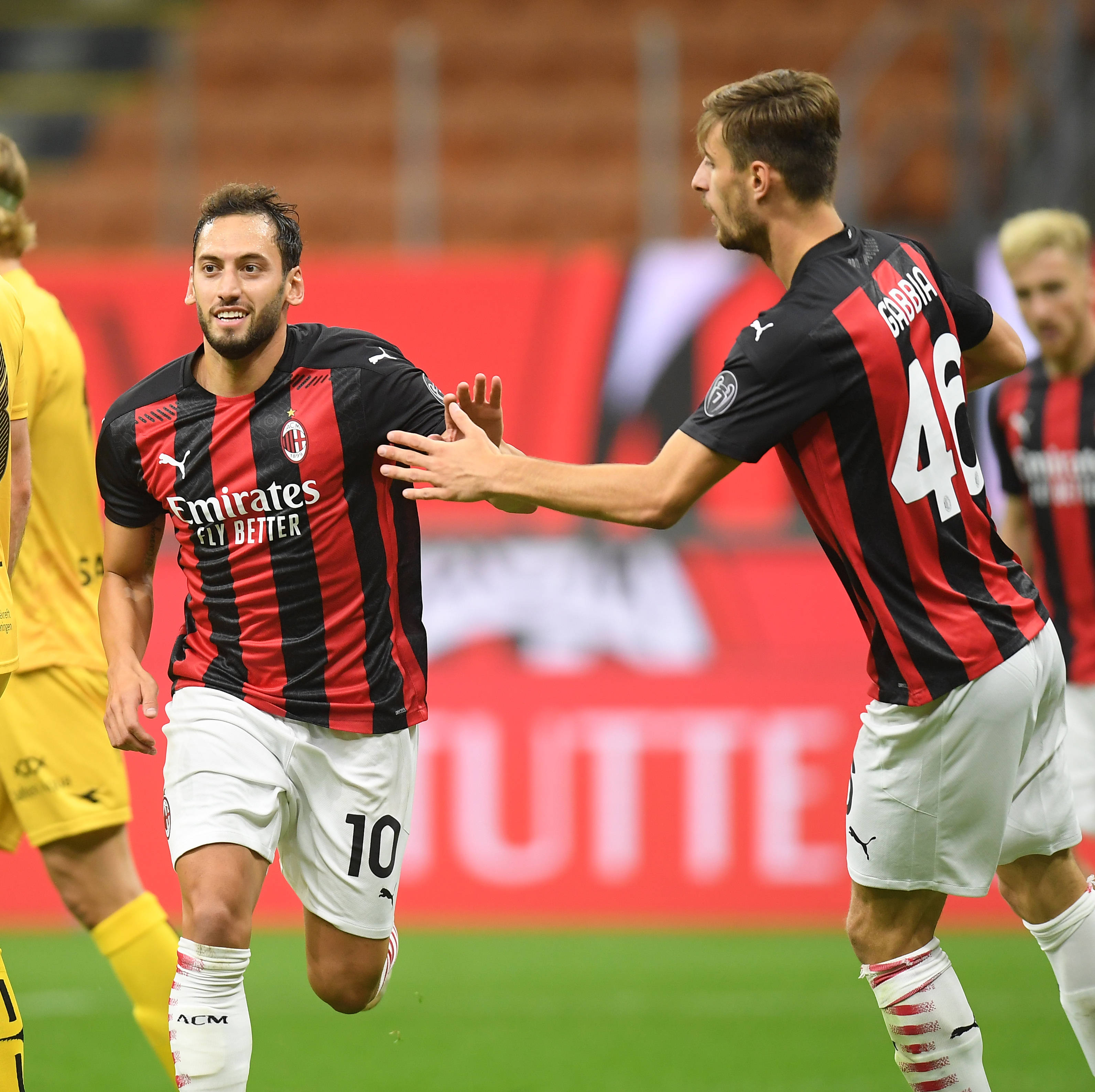 图赫尔：面对世界杯高温，必须明确球员角色并积极替补轮换（图赫尔：应对世界杯酷暑，明确分工并加大轮换力度）