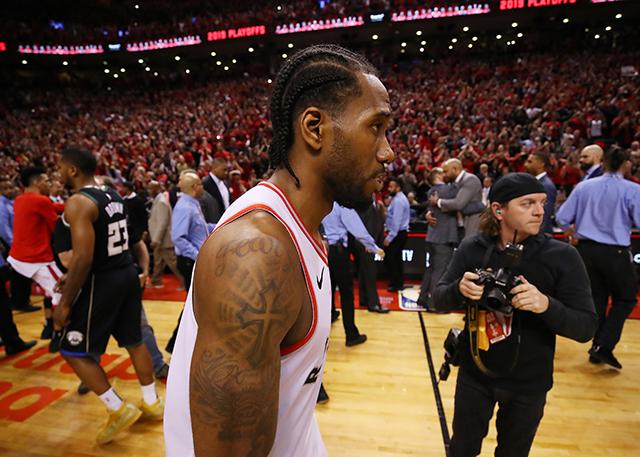 米兰故意输给拉齐奥就为了放弃意大利杯？在我看来简...（米兰对拉齐奥故意放水只为弃意大利杯？我不这么认为）